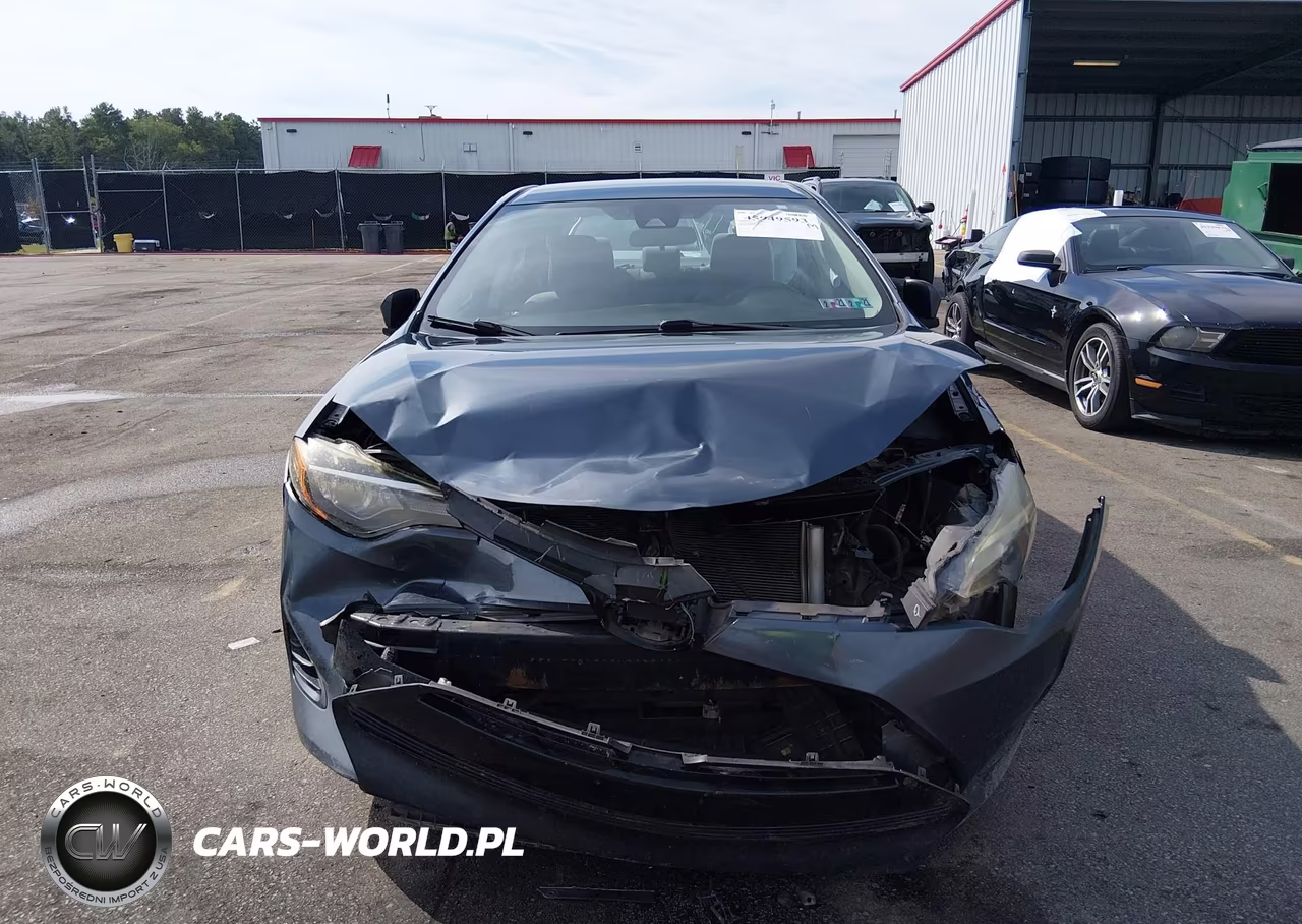 2017 Toyota Corolla Le VIN:2T1BURHE6HC789340 - 12