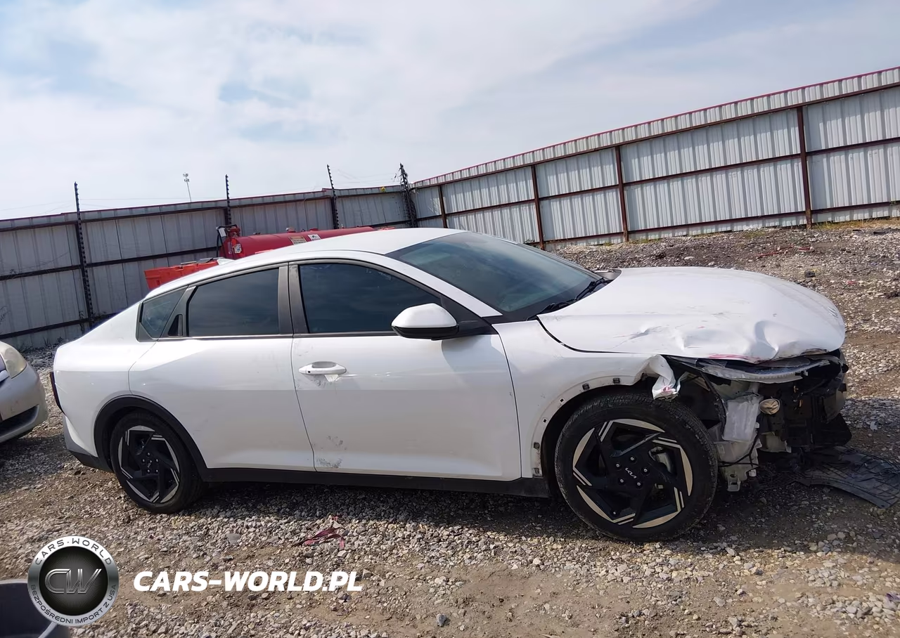 2025 Kia K4 Ex VIN:3KPFU4DEXSE041967 - 13