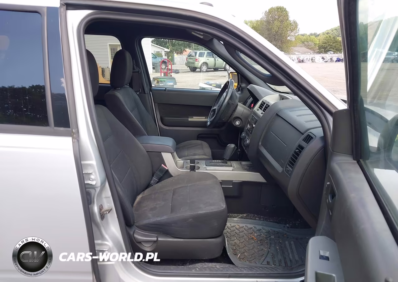 2009 Ford Escape Xlt VIN:1FMCU03779KB29795 - 5