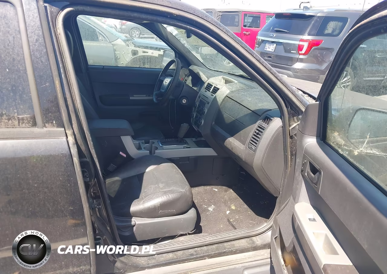 2008 Ford Escape Xlt VIN:1FMCU03188KE68320 - 5