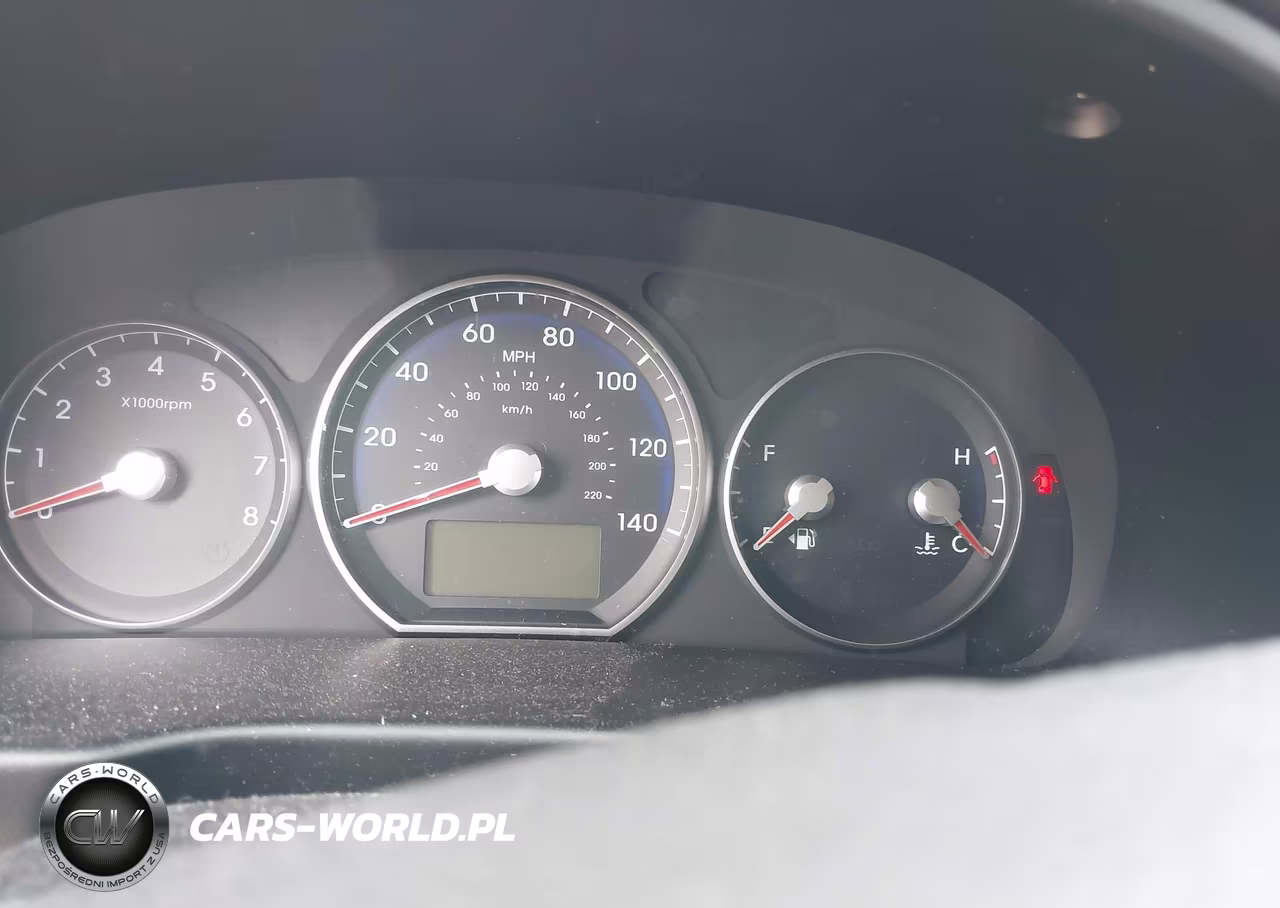 2012 Hyundai Santa Fe Limited V6 VIN:5XYZKDAG1CG106198 - 7