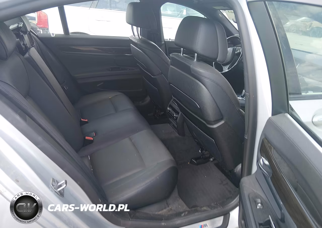 2015 BMW 740I VIN:WBAYA6C52FGK16679 - 8