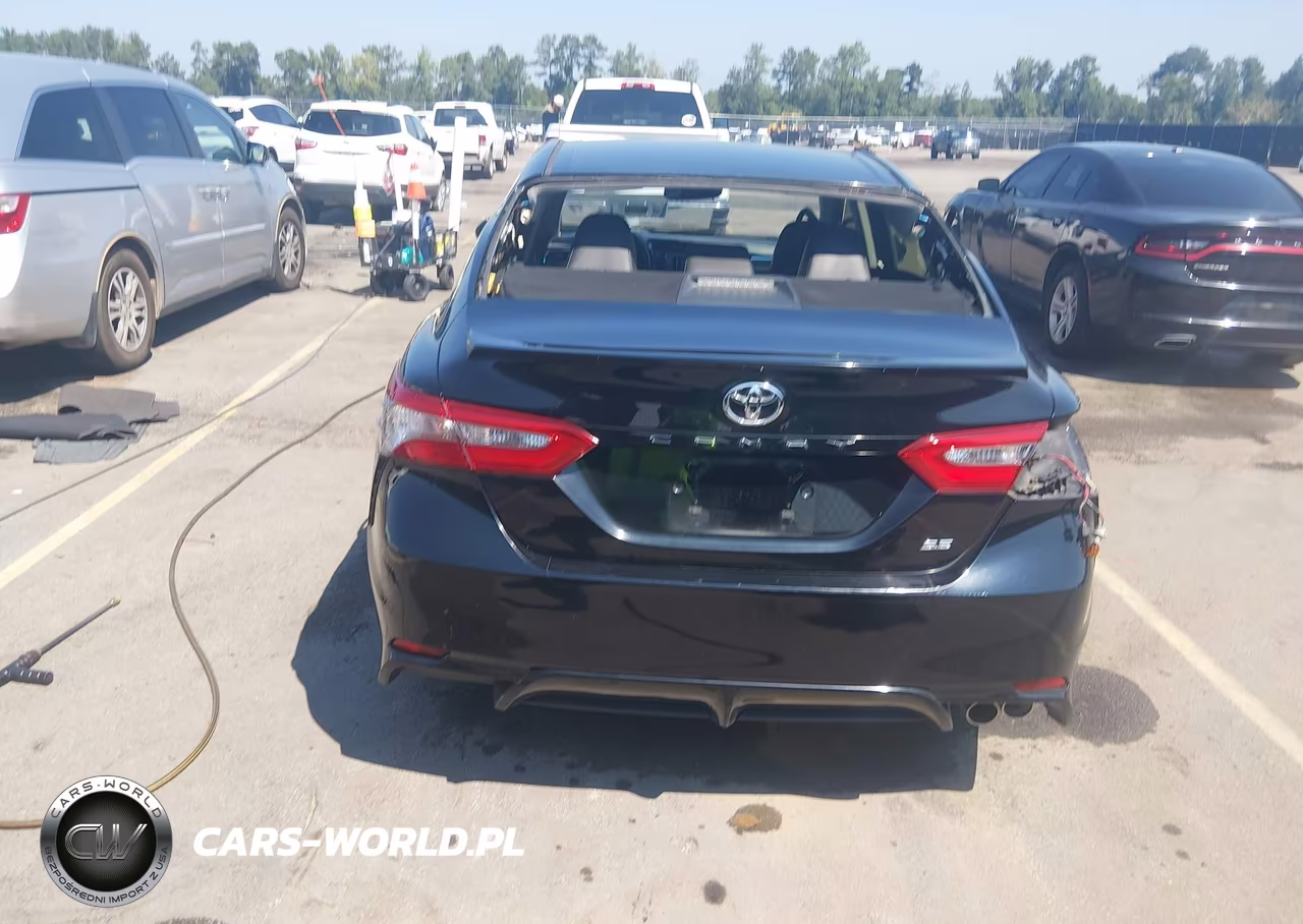 2018 Toyota Camry Se VIN:JTNB11HK4J3037954 - 16