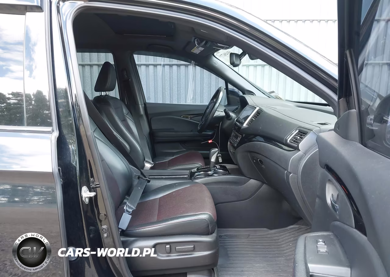 2018 Honda Ridgeline Black Edition VIN:5FPYK3F87JB014032 - 5