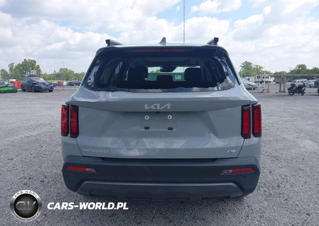 2023 Kia Sorento X-Line S VIN:5XYRLDLC1PG203530 - 16