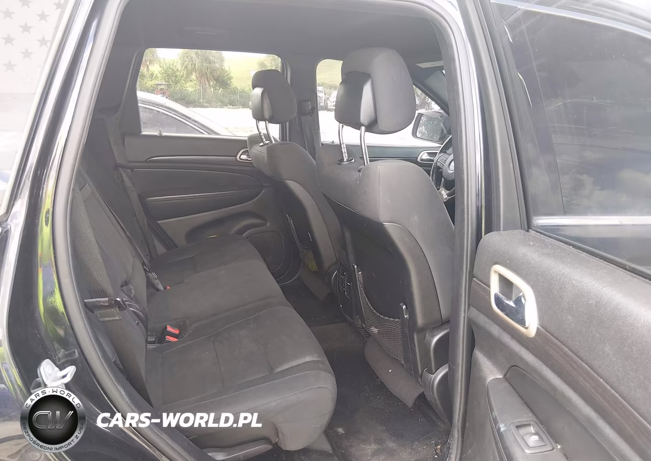 2014 Jeep Grand Cherokee Laredo VIN:1C4RJFAG5EC407644 - 8