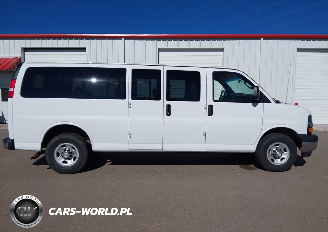 2018 Chevrolet Express 3500 Lt VIN:1GAZGPFG8J1300406 - 18
