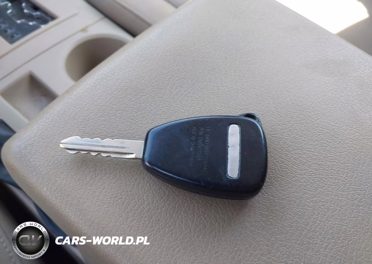 2008 Jeep Liberty Sport VIN:1J8GN28KX8W255631 - 11