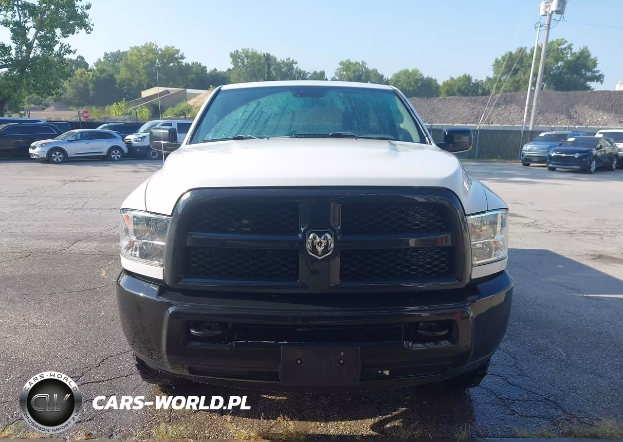2018 Ram 2500 Tradesman 4X4 8' Box VIN:3C7WR5AJ5JG289249 - 17