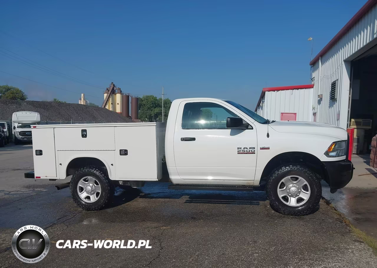 2018 Ram 2500 Tradesman 4X4 8' Box VIN:3C7WR5AJ5JG289249 - 18