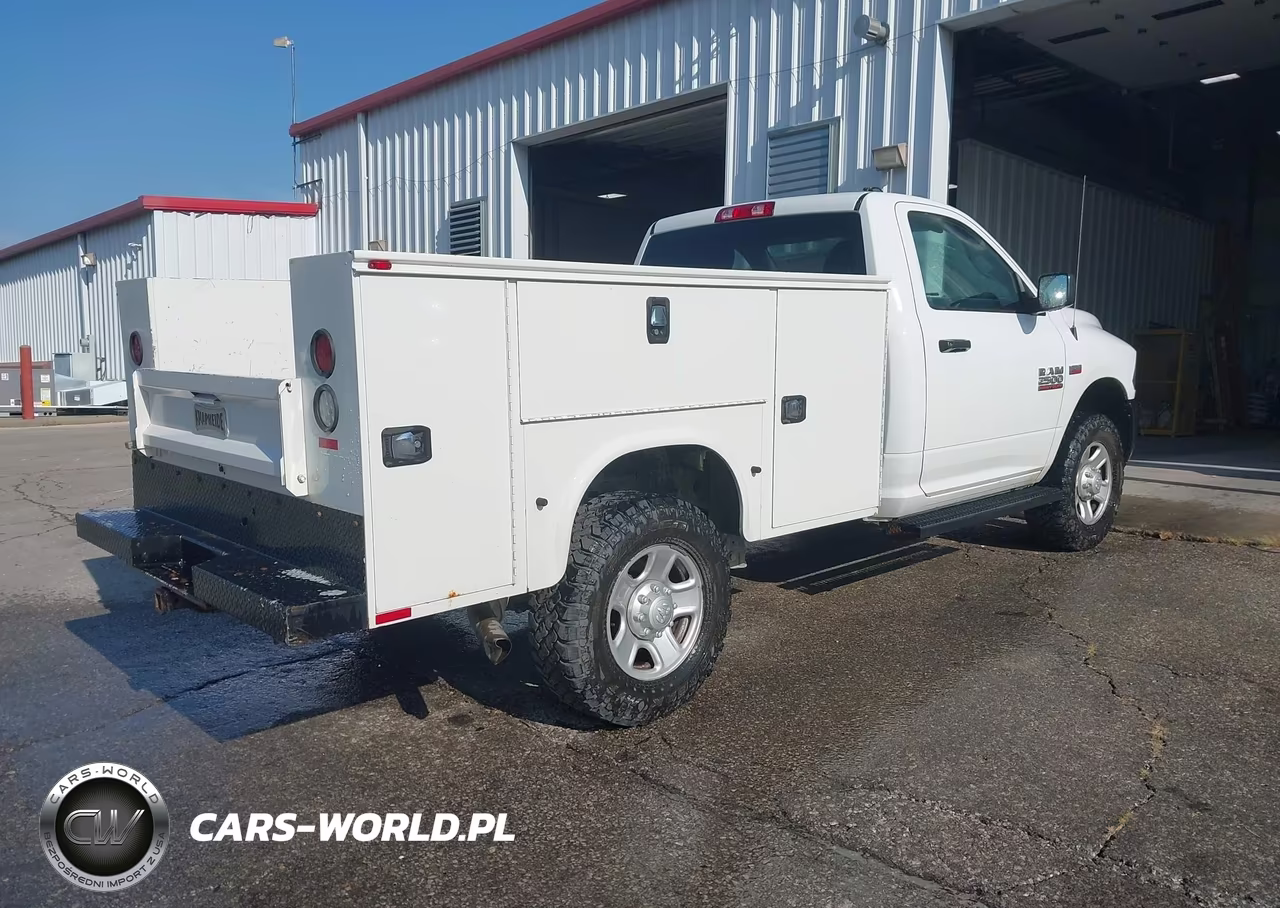2018 Ram 2500 Tradesman 4X4 8' Box VIN:3C7WR5AJ5JG289249 - 4
