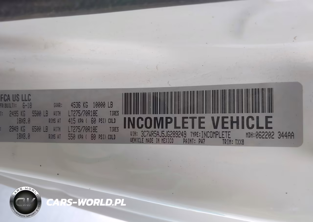 2018 Ram 2500 Tradesman 4X4 8' Box VIN:3C7WR5AJ5JG289249 - 9