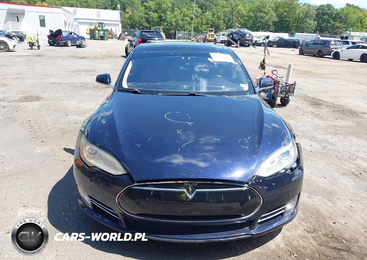 2014 Tesla Model S P85 VIN:5YJSA1H19EFP51146 - 12