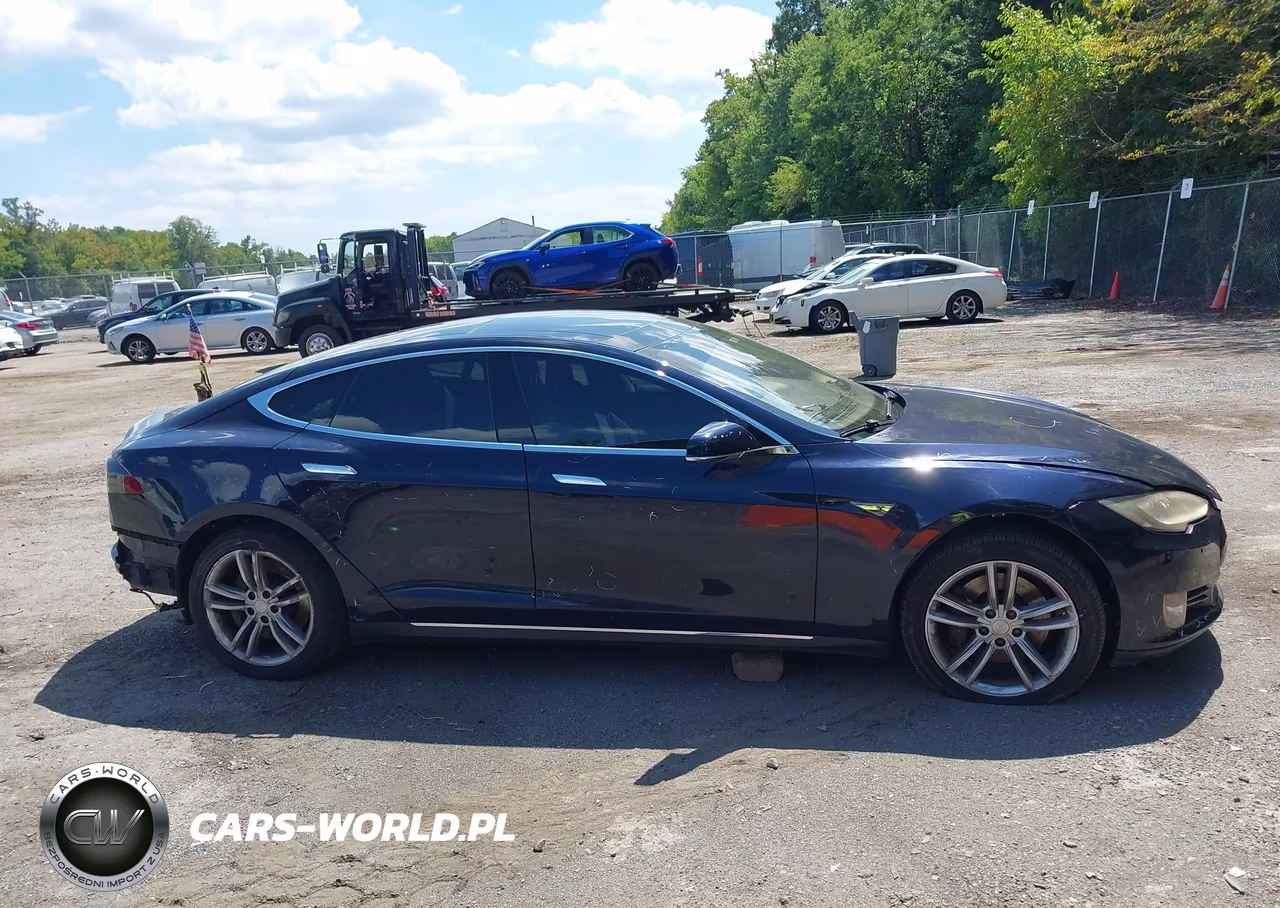 2014 Tesla Model S P85 VIN:5YJSA1H19EFP51146 - 13