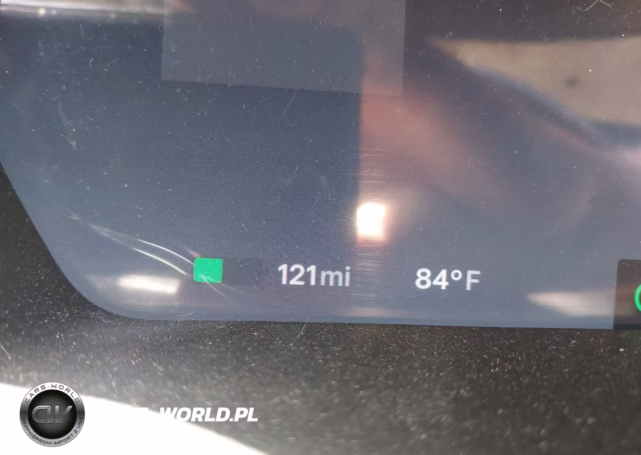 2014 Tesla Model S P85 VIN:5YJSA1H19EFP51146 - 17