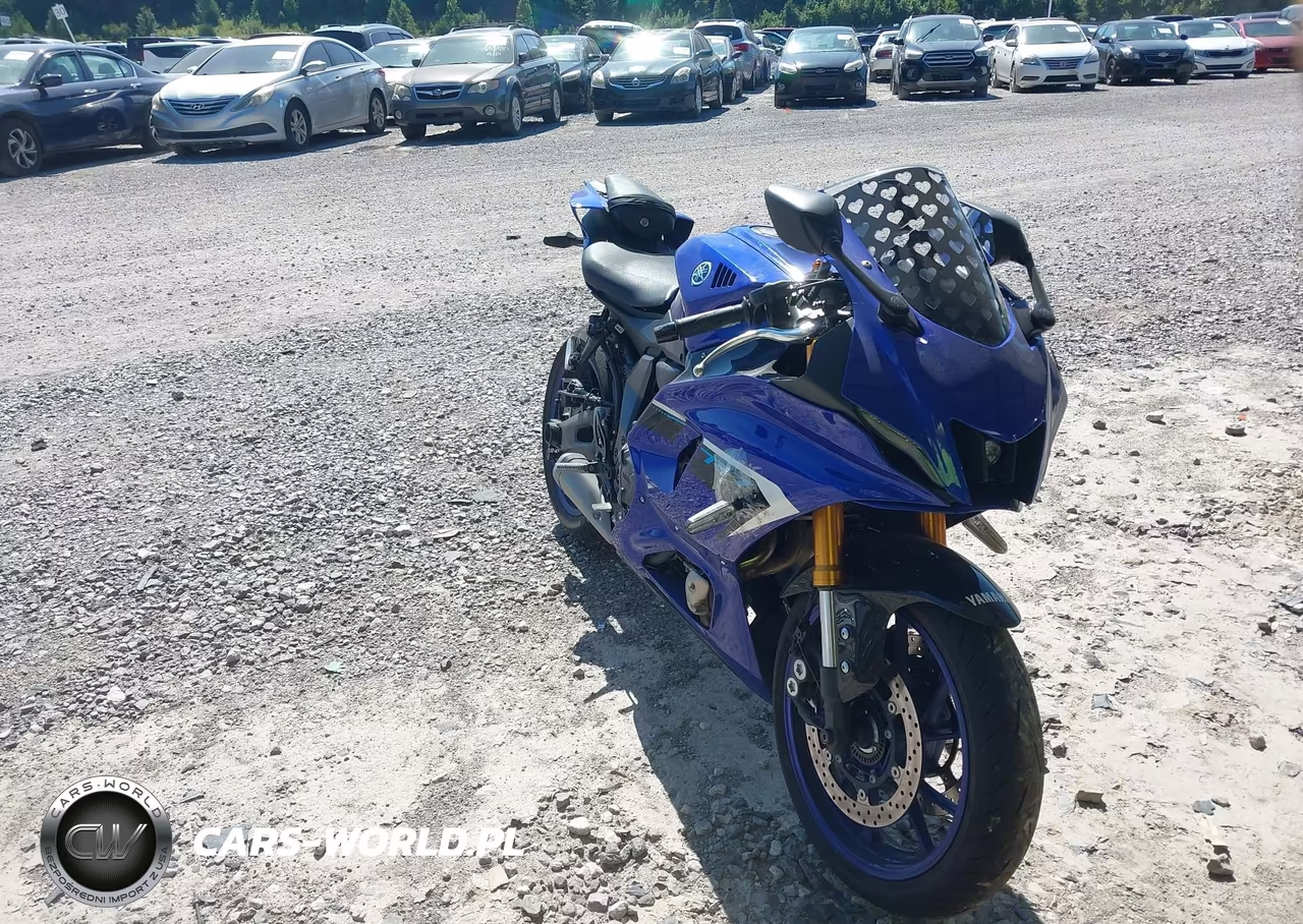 2025 Yamaha Yzfr7