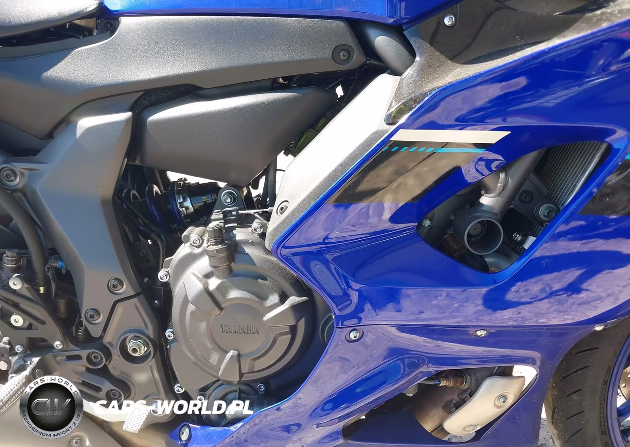 2025 Yamaha Yzfr7 VIN:JYARM38E3SA016439 - 8