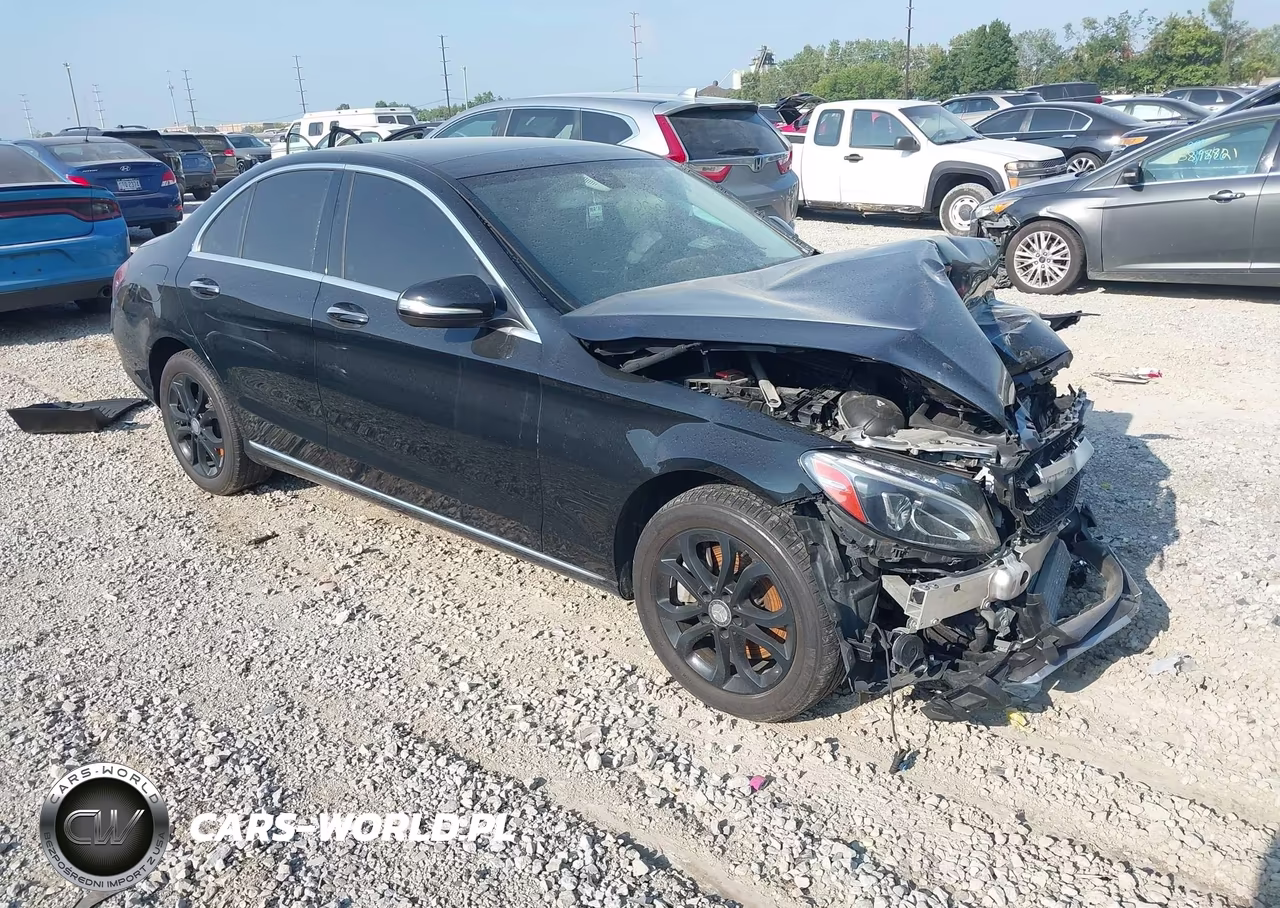 2015 Mercedes-Benz C 300 4Matic