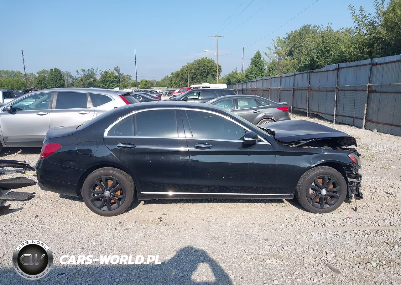 2015 Mercedes-Benz C 300 4Matic VIN:55SWF4KB4FU072553 - 14
