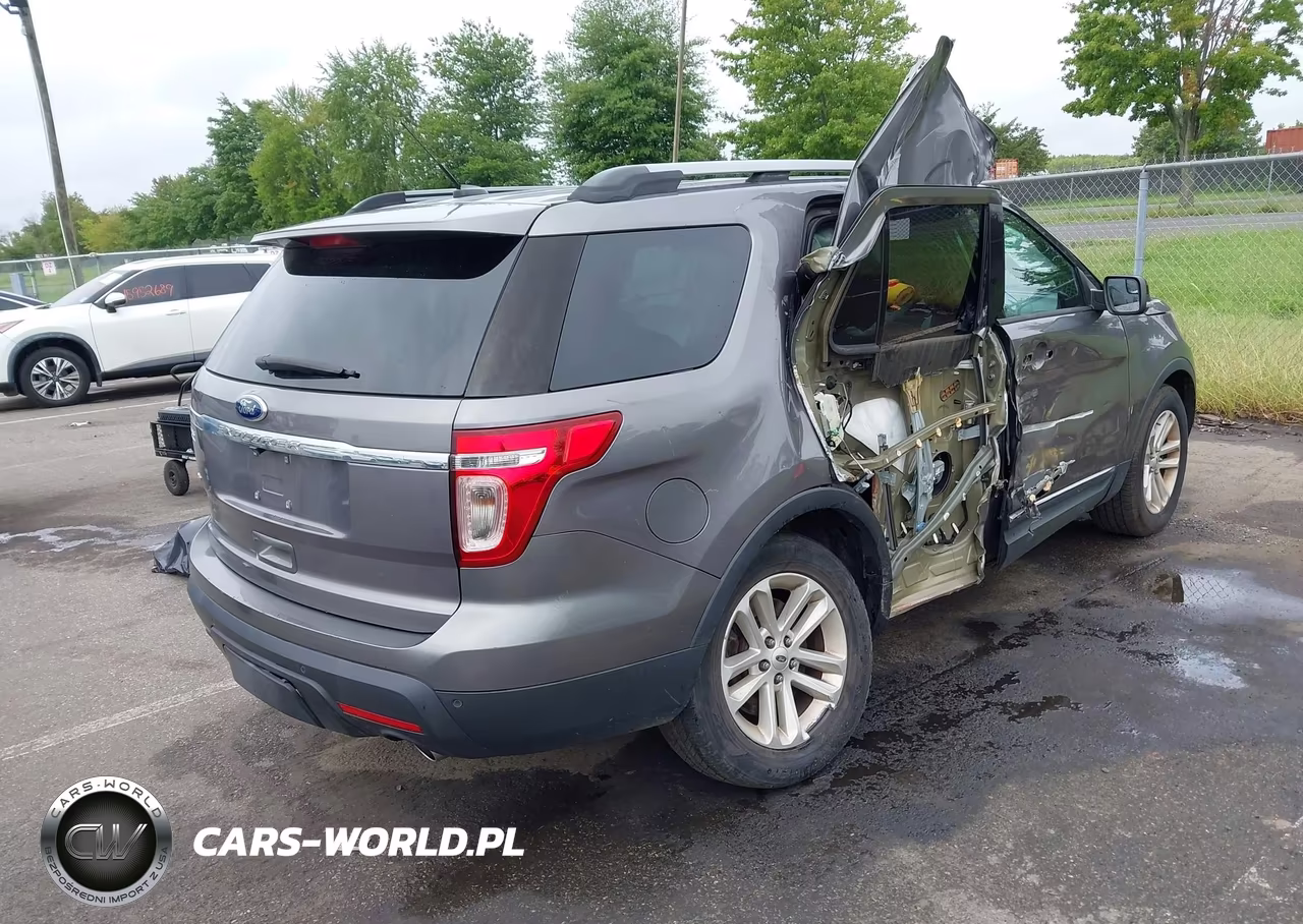 2013 Ford Explorer Xlt VIN:1FM5K7D80DGC89060 - 4