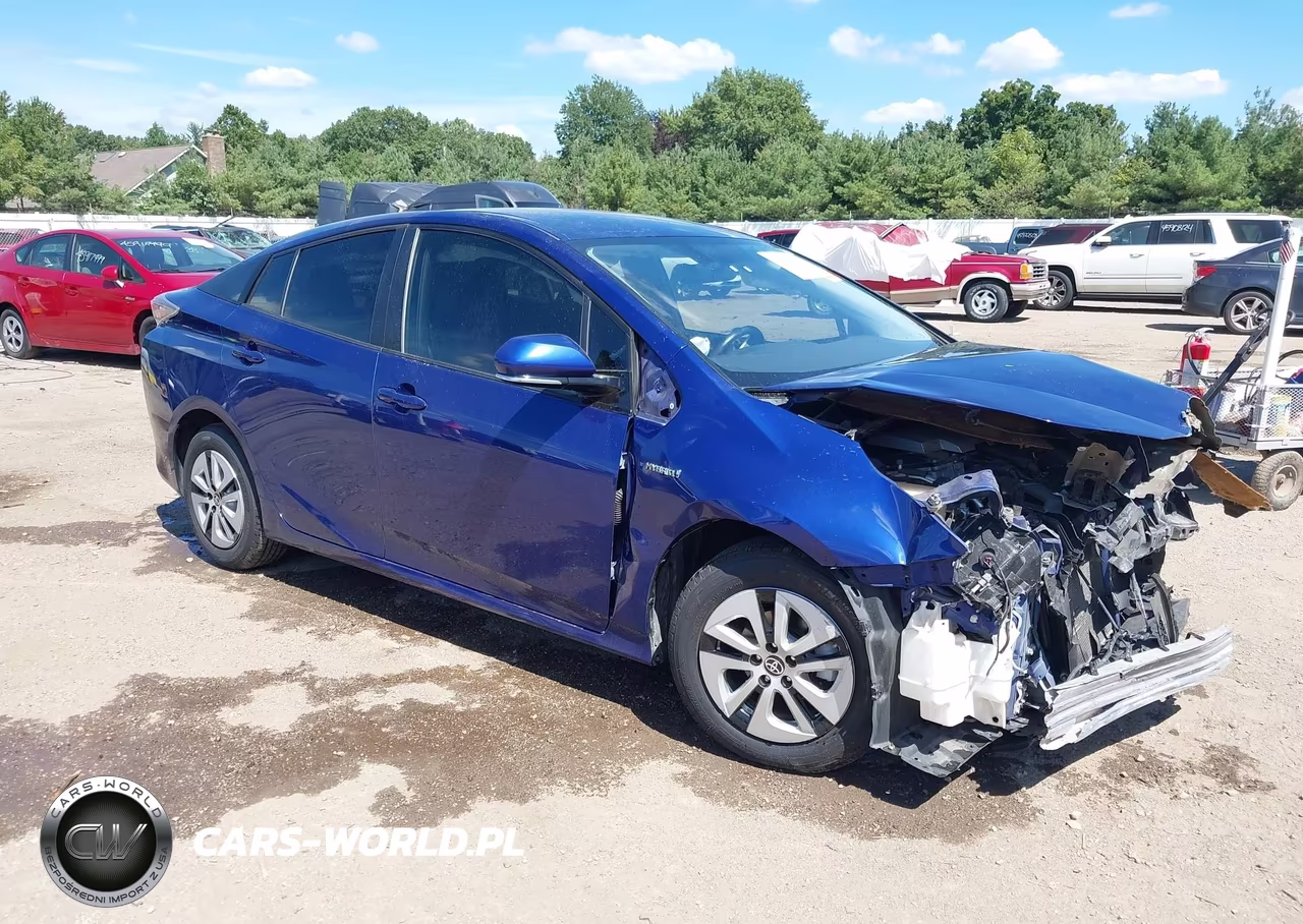 2016 Toyota Prius Three
