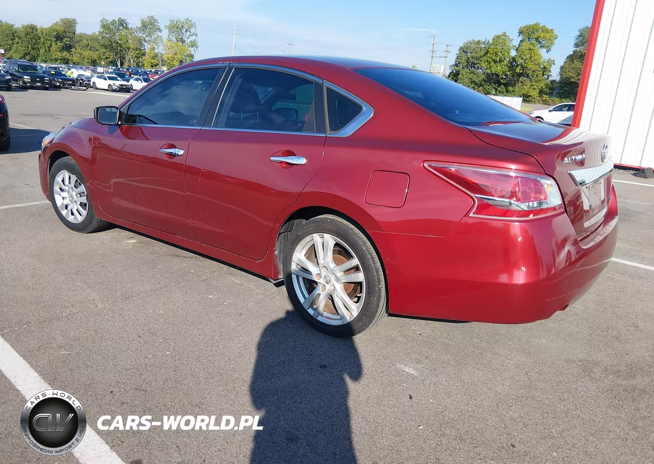 2013 Nissan Altima 2.5 S VIN:1N4AL3AP5DC268724 - 3