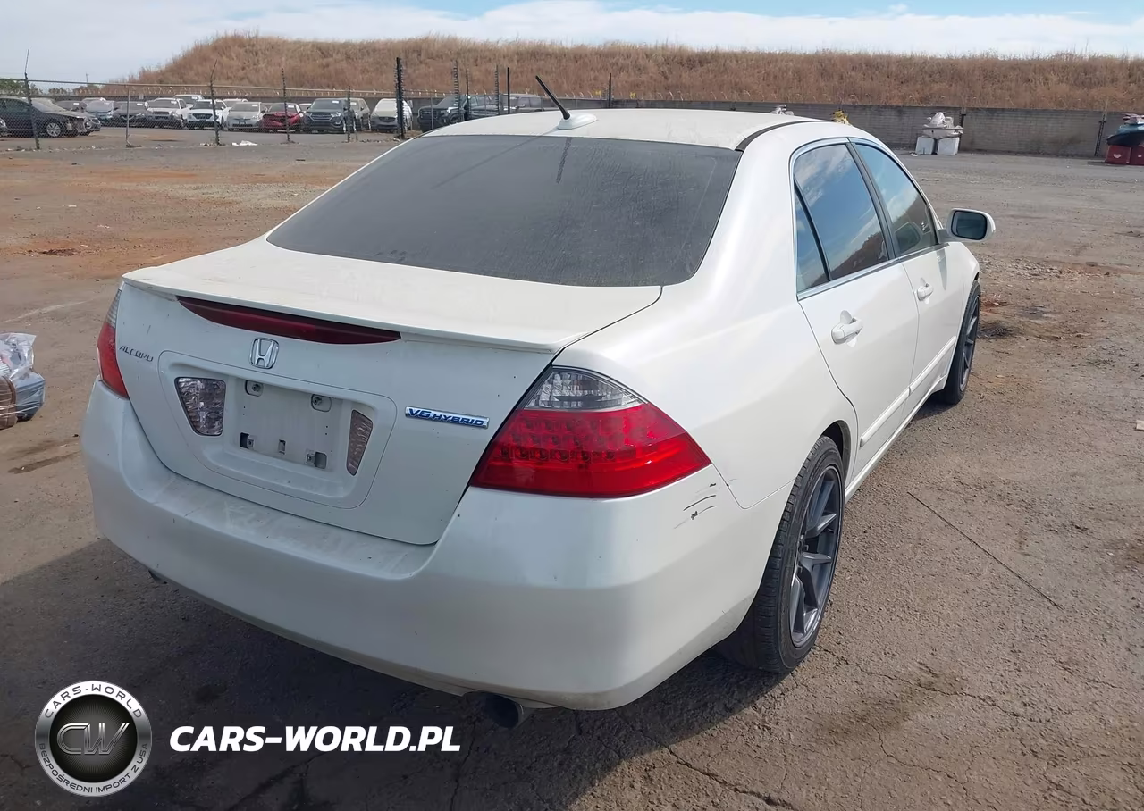 2007 Honda Accord Hybrid VIN:JHMCN36567C001065 - 4