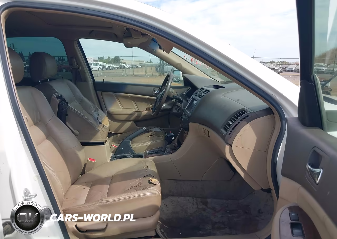 2007 Honda Accord Hybrid VIN:JHMCN36567C001065 - 5