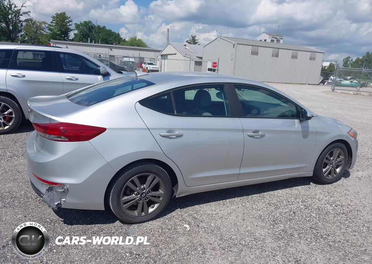 2018 Hyundai Elantra Sel VIN:5NPD84LF6JH221429 - 13