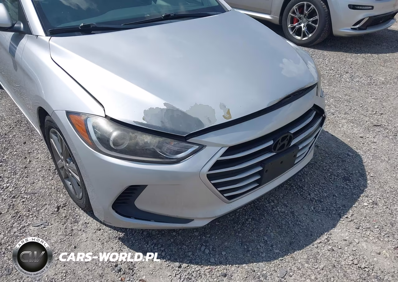 2018 Hyundai Elantra Sel VIN:5NPD84LF6JH221429 - 18