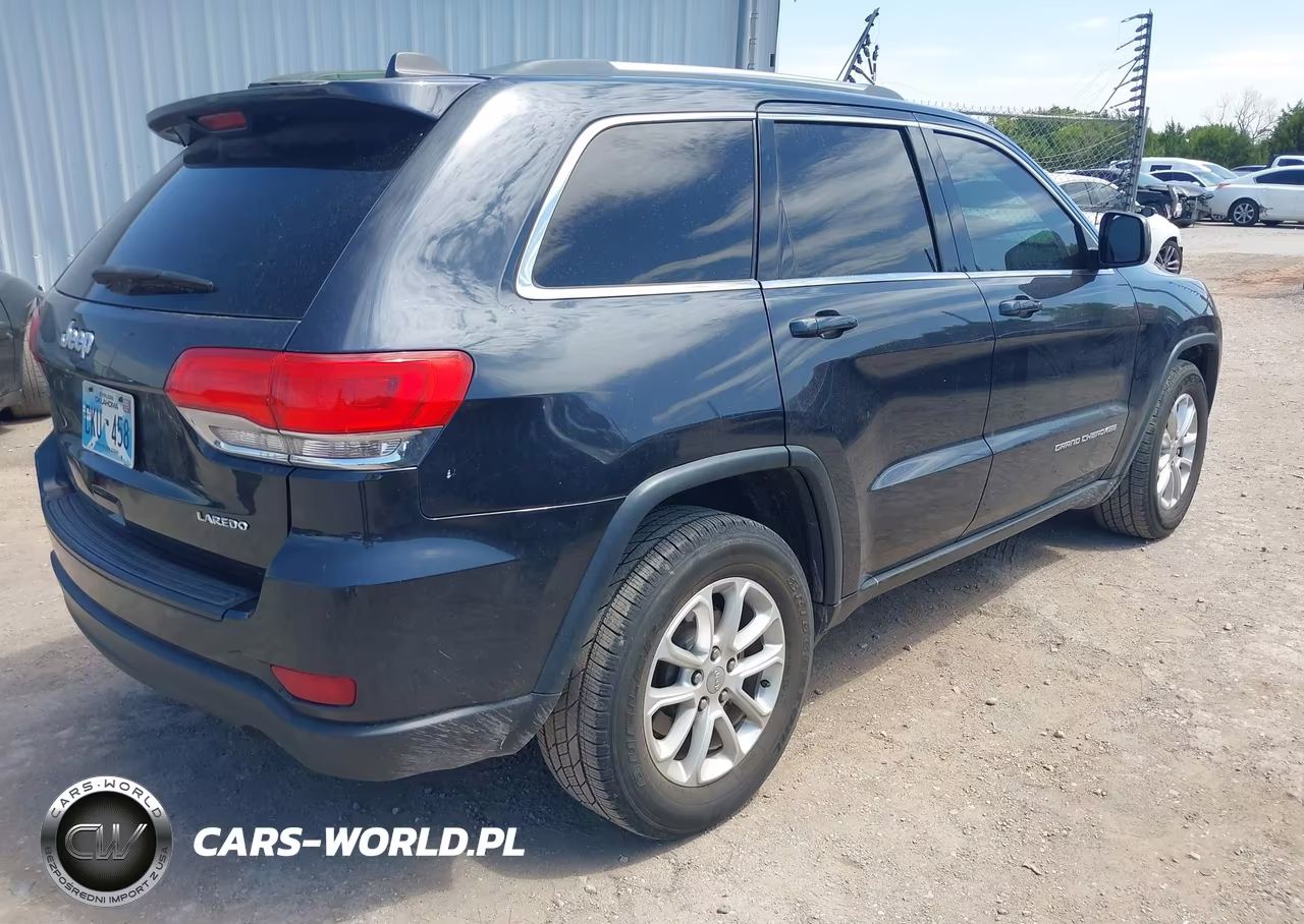 2015 Jeep Grand Cherokee Laredo VIN:1C4RJEAG7FC681357 - 4