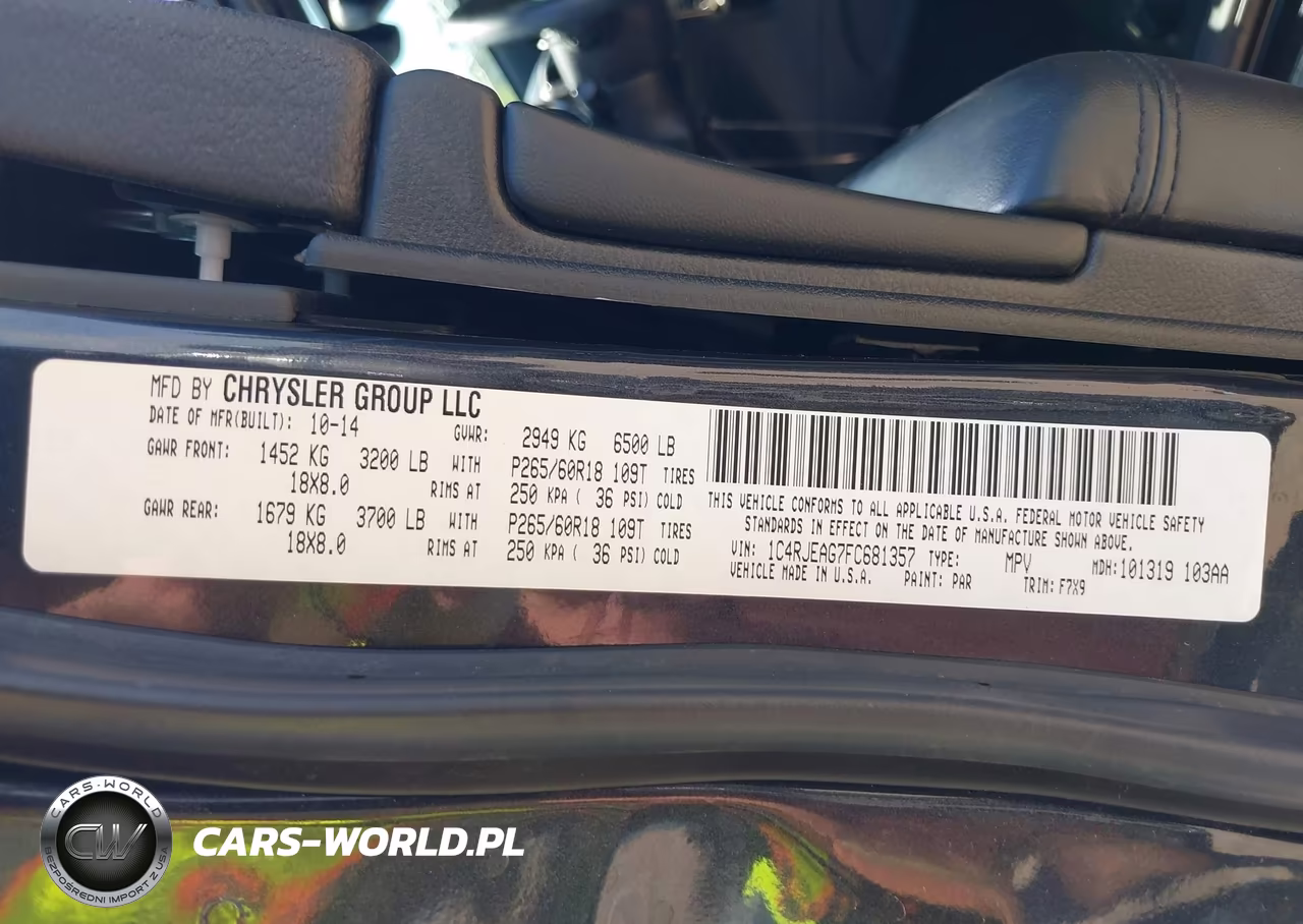 2015 Jeep Grand Cherokee Laredo VIN:1C4RJEAG7FC681357 - 9