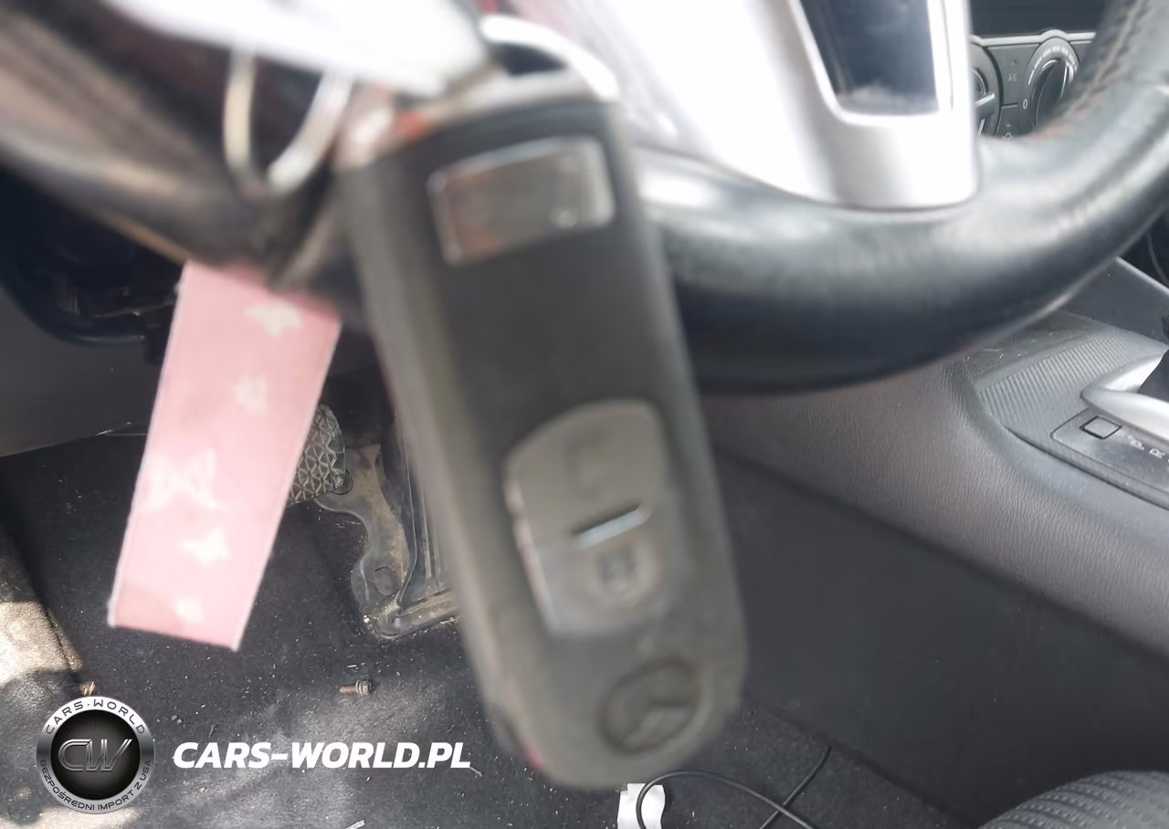 2014 Mazda Mazda3 I Touring VIN:JM1BM1L77E1167520 - 11