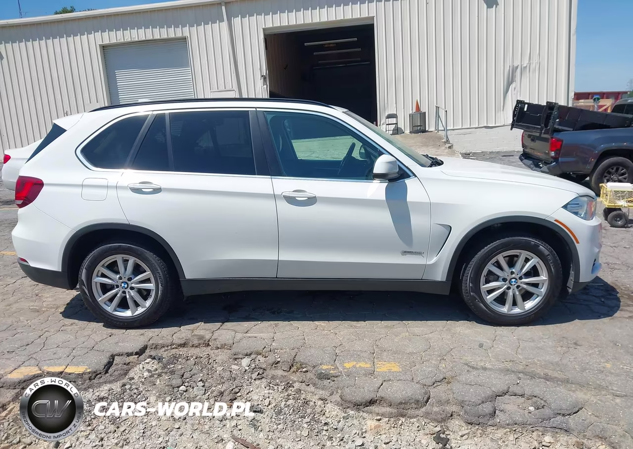 2015 BMW X5 xDrive35I VIN:5UXKR0C51F0K68956 - 13