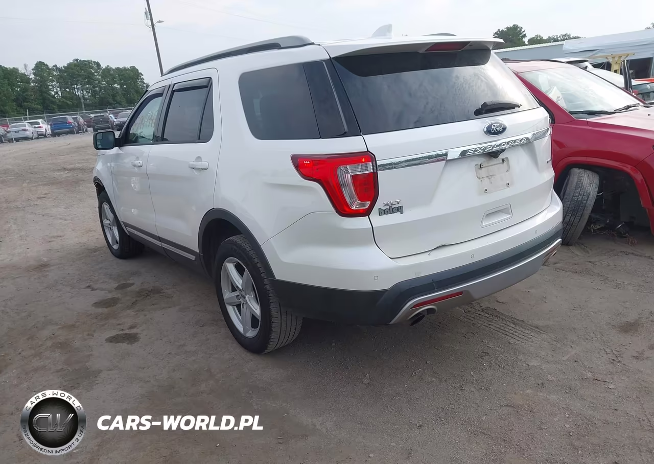 2016 Ford Explorer Xlt VIN:1FM5K8DH2GGC37889 - 3