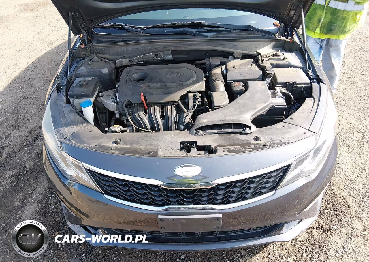 2019 Kia Optima S VIN:5XXGT4L30KG321444 - 10