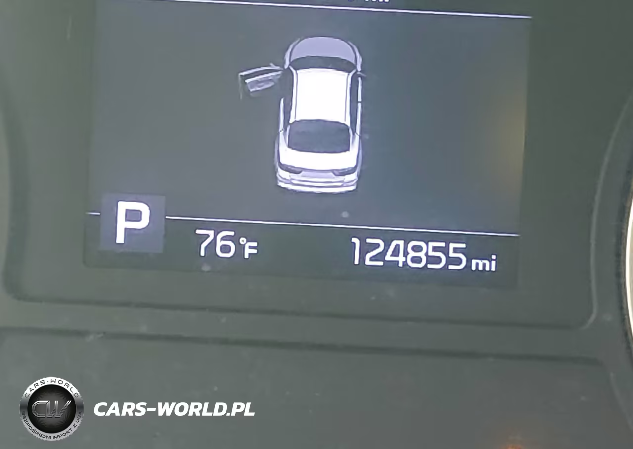 2019 Kia Optima S VIN:5XXGT4L30KG321444 - 16