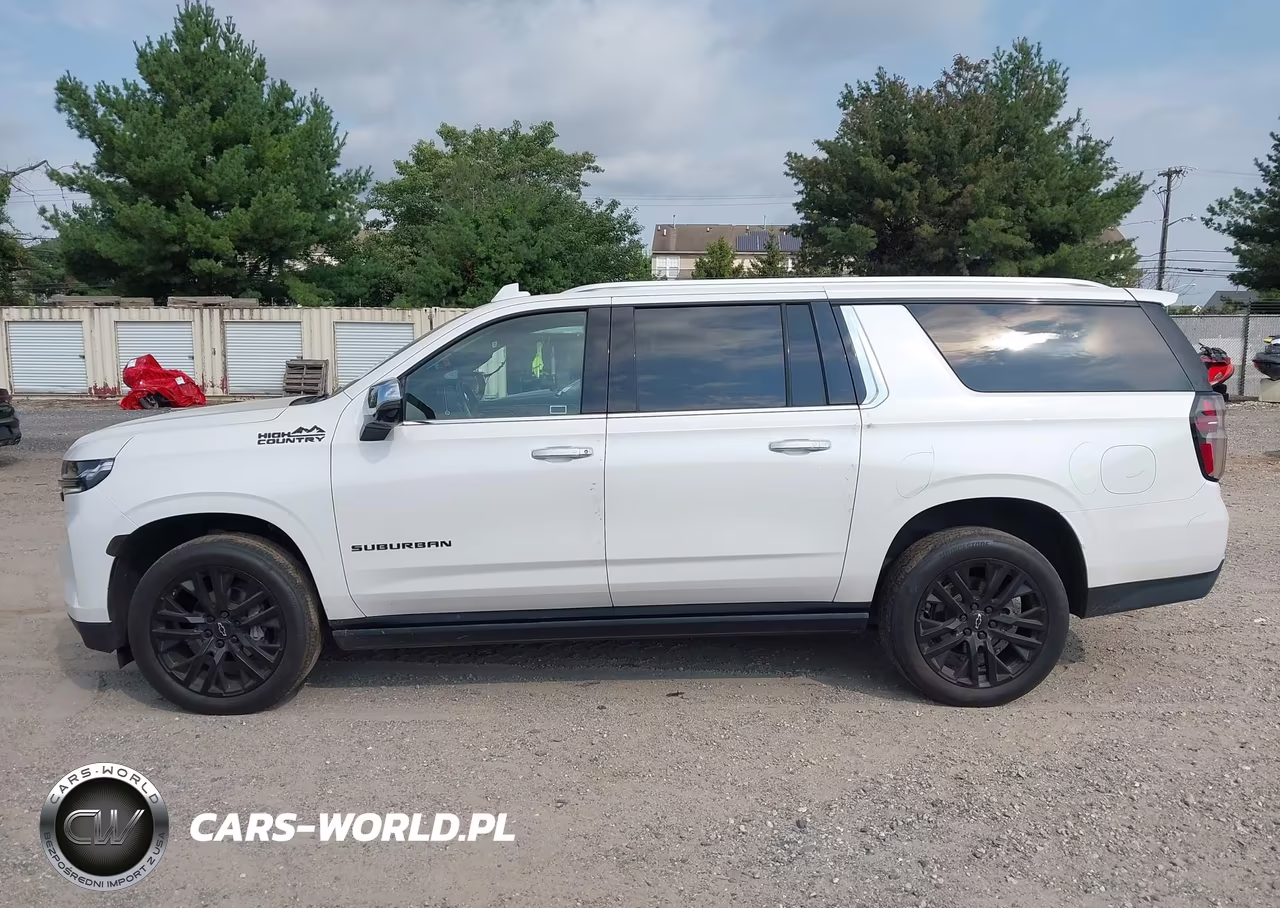 2023 Chevrolet Suburban Premier VIN:1GNSKFKT1PR116978 - 14
