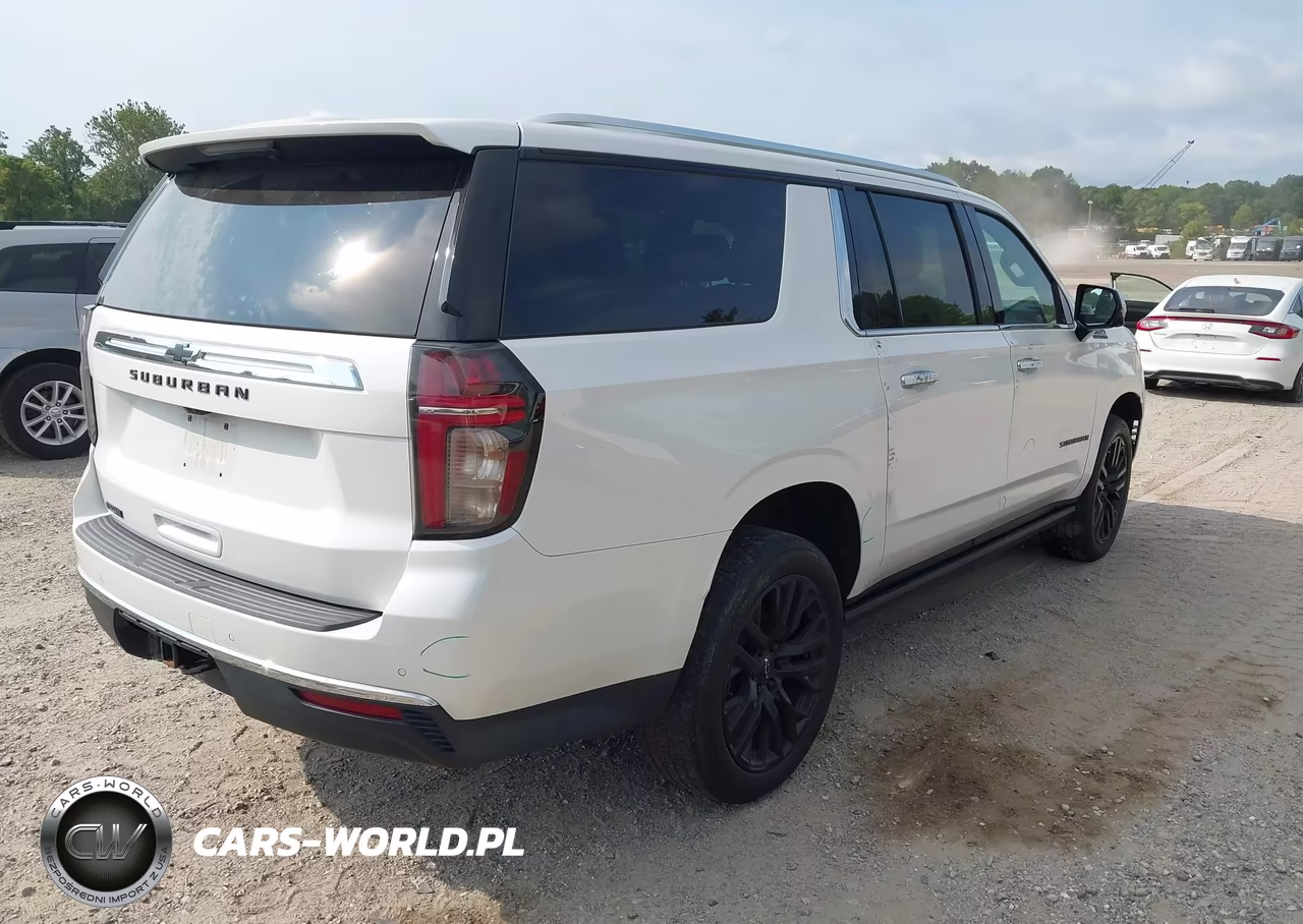 2023 Chevrolet Suburban Premier VIN:1GNSKFKT1PR116978 - 4