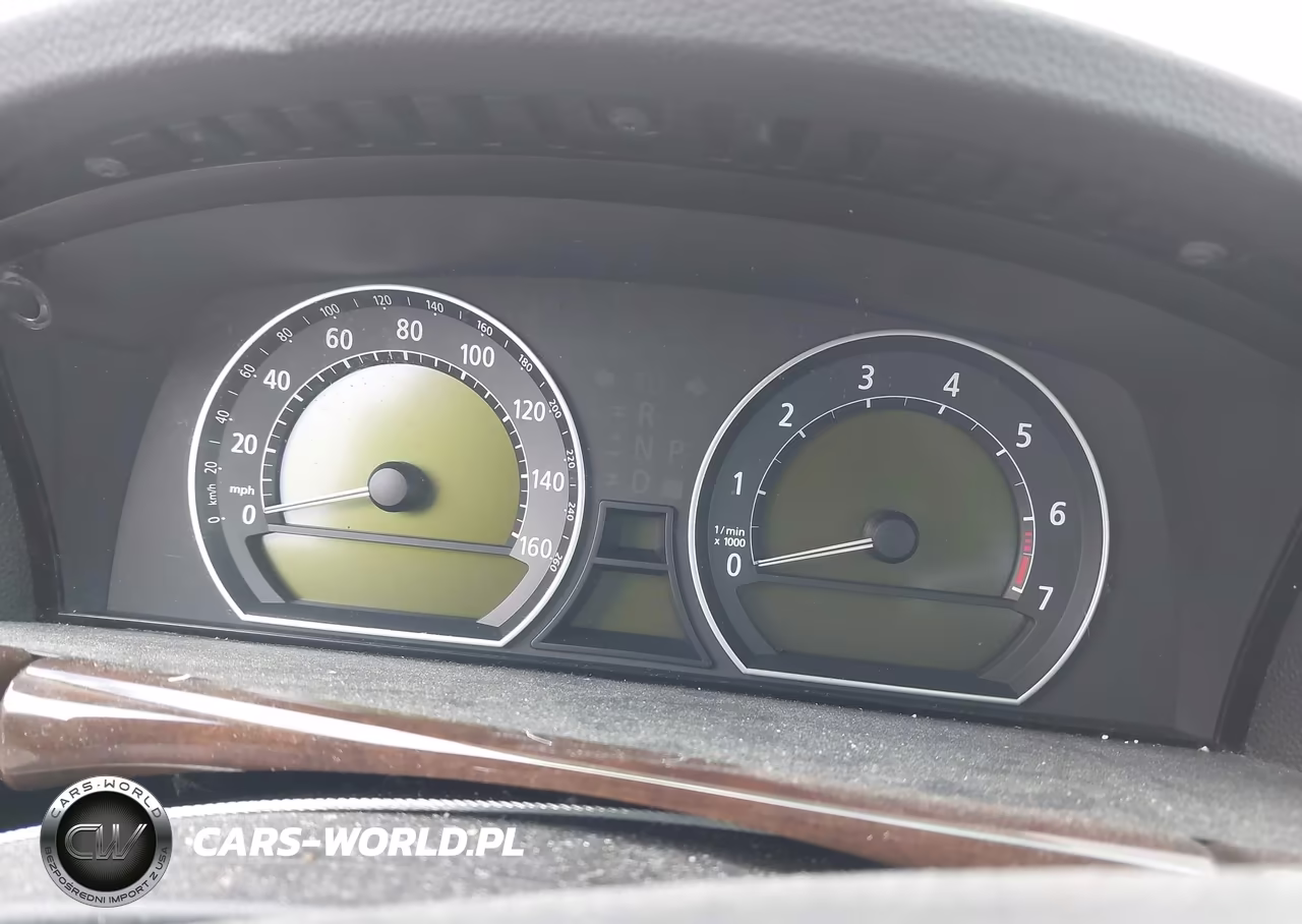2008 BMW 750Li VIN:WBAHN83548DT81945 - 7