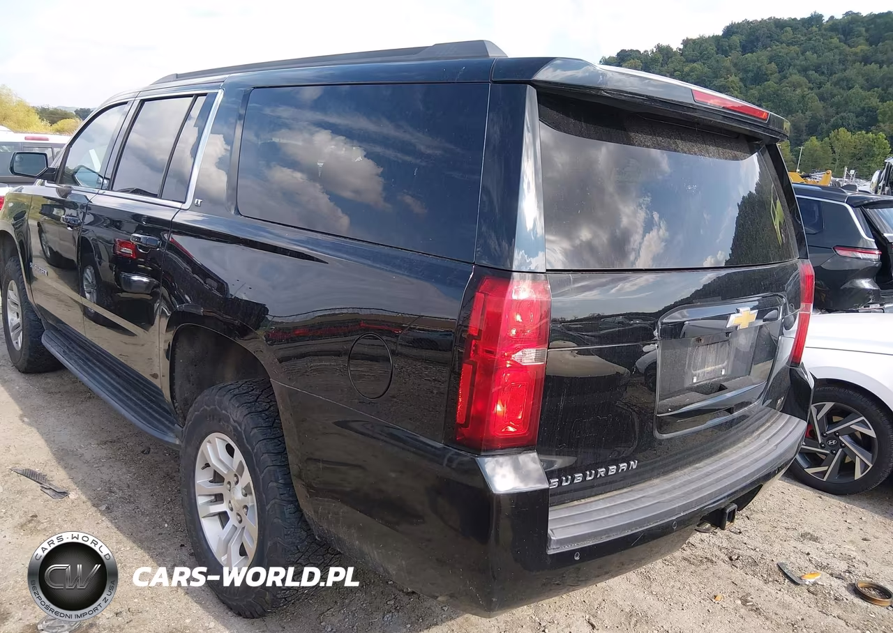 2018 Chevrolet Suburban Lt VIN:1GNSKHKC0JR133614 - 3
