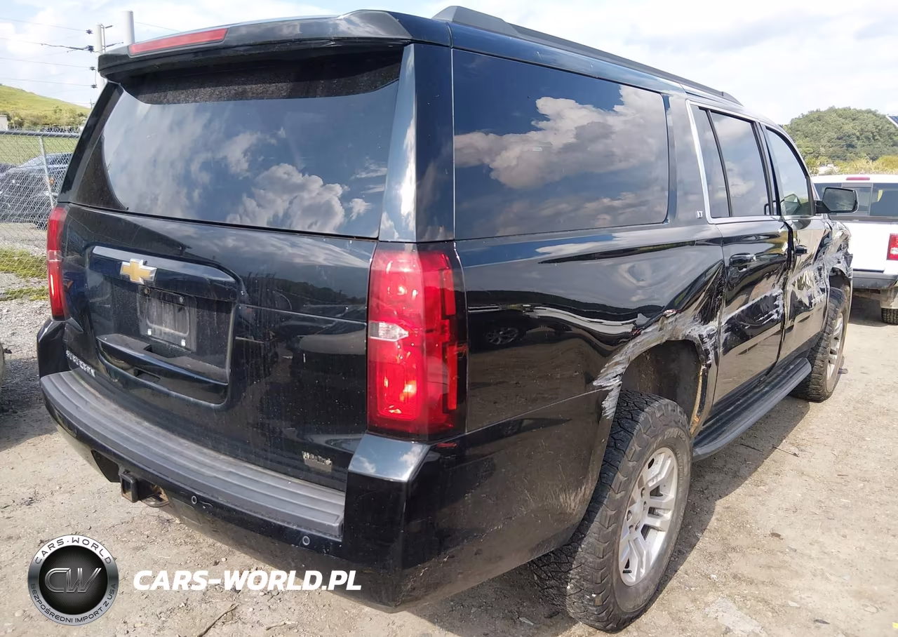 2018 Chevrolet Suburban Lt VIN:1GNSKHKC0JR133614 - 4