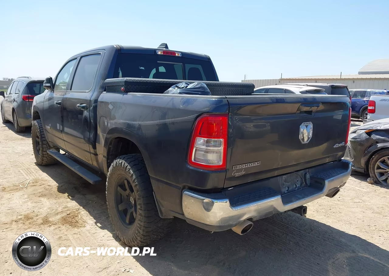 2021 Ram 1500 Big Horn 4X4 5'7 Box VIN:1C6SRFFT3MN670421 - 3