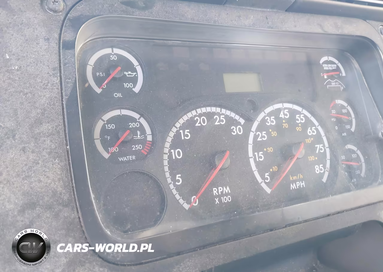2012 Freightliner Cascadia 125 VIN:1FUJGEDV4CSBU7753 - 6
