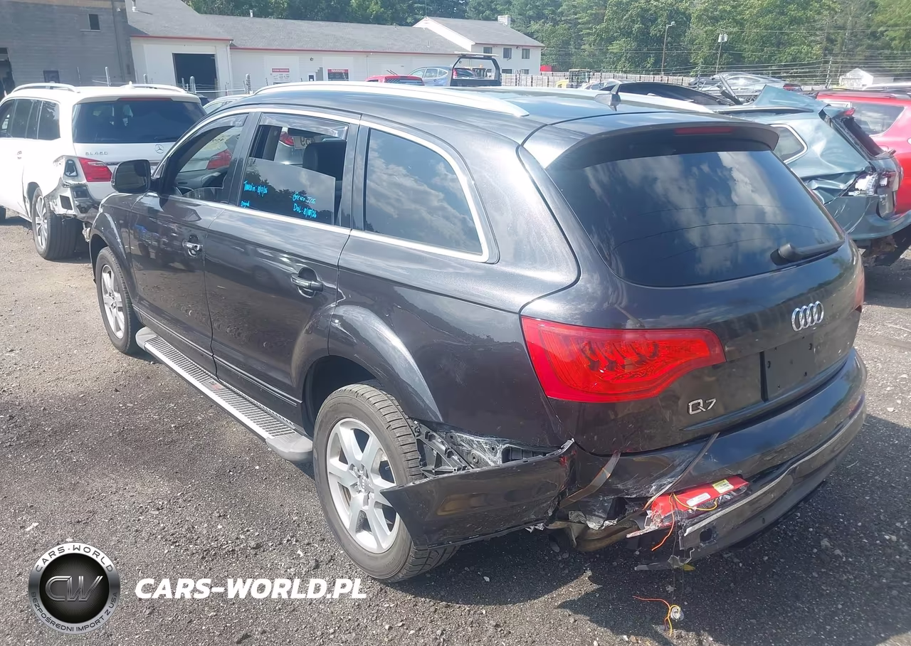 2011 Audi Q7 3.0T Premium VIN:WA1LGAFE5BD004438 - 3