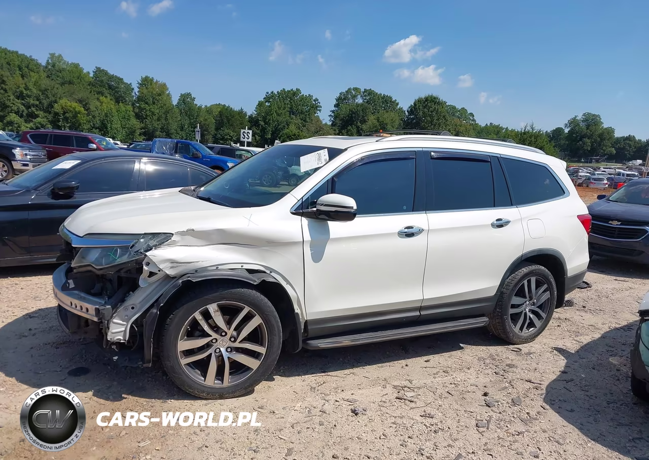2017 Honda Pilot Touring VIN:5FNYF6H93HB017752 - 14
