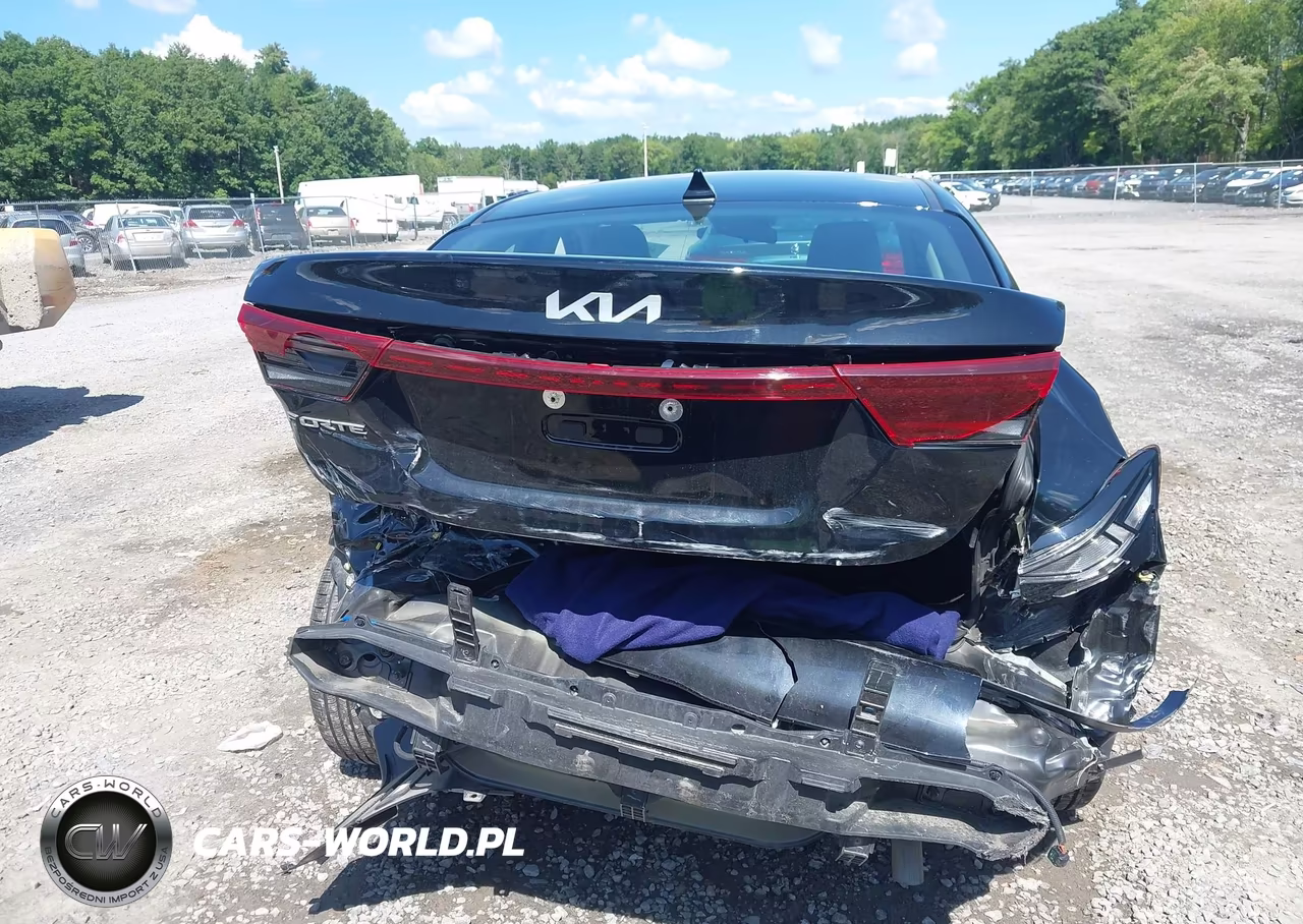 2023 Kia Forte Lxs VIN:3KPF24AD5PE654958 - 16