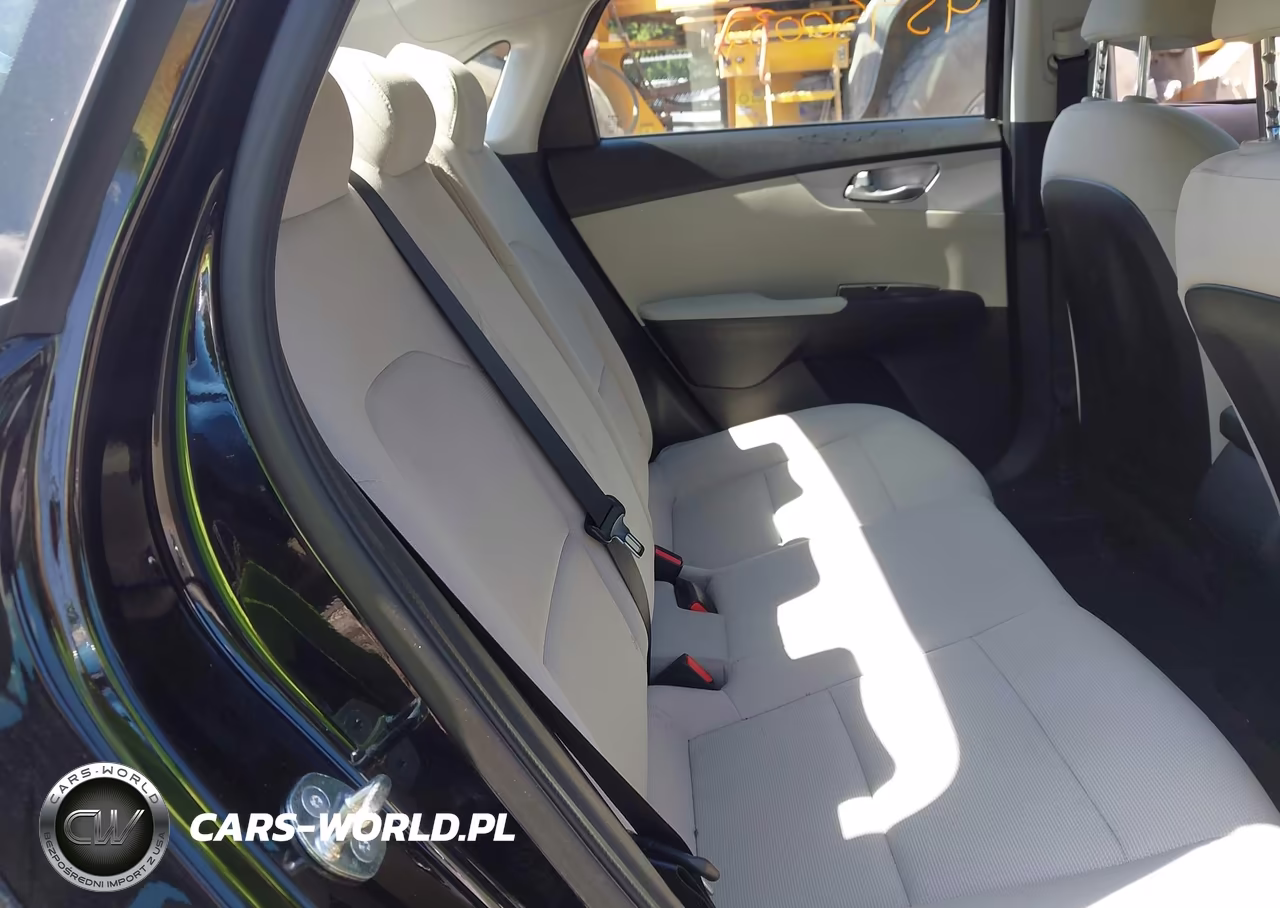 2023 Kia Forte Lxs VIN:3KPF24AD5PE654958 - 8