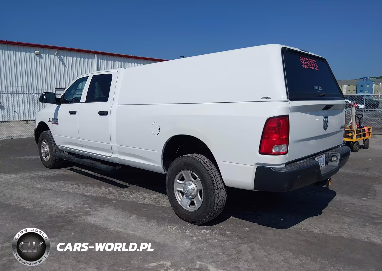 2017 Ram 3500 Tradesman 4X4 8' Box VIN:3C63R3GL7HG762325 - 3