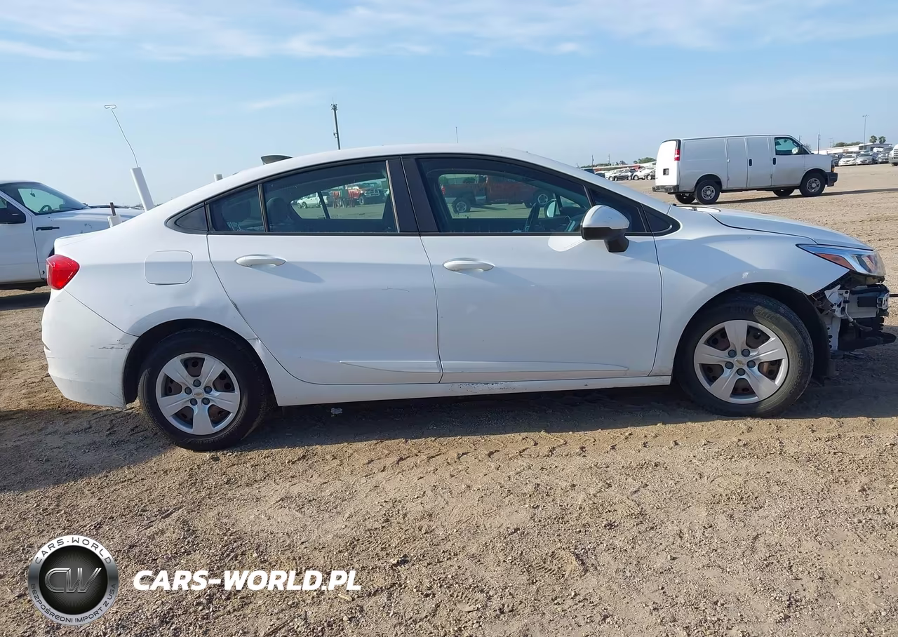 2018 Chevrolet Cruze Ls Auto VIN:1G1BC5SMXJ7239439 - 14